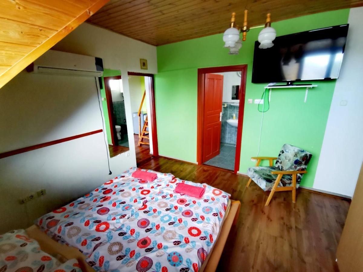 Dolce Villa Balaton Gyöngyvirágház Vonyarcvashegy Exterior foto
